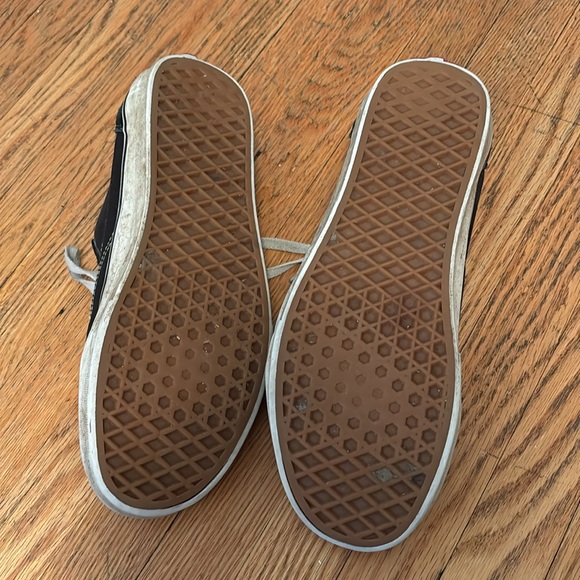 Black vans - Picture 2 of 2